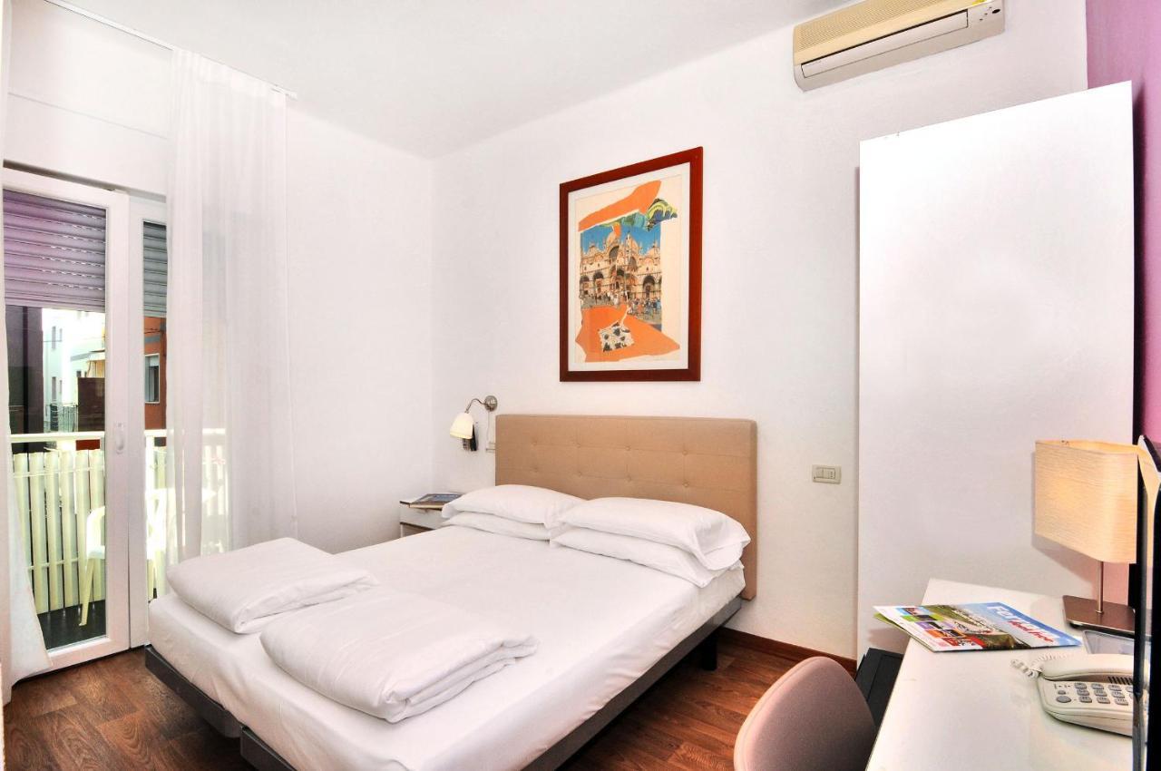 Hotel Nederland Caorle Eksteriør bilde